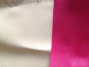 With bonding layer for easy gluing